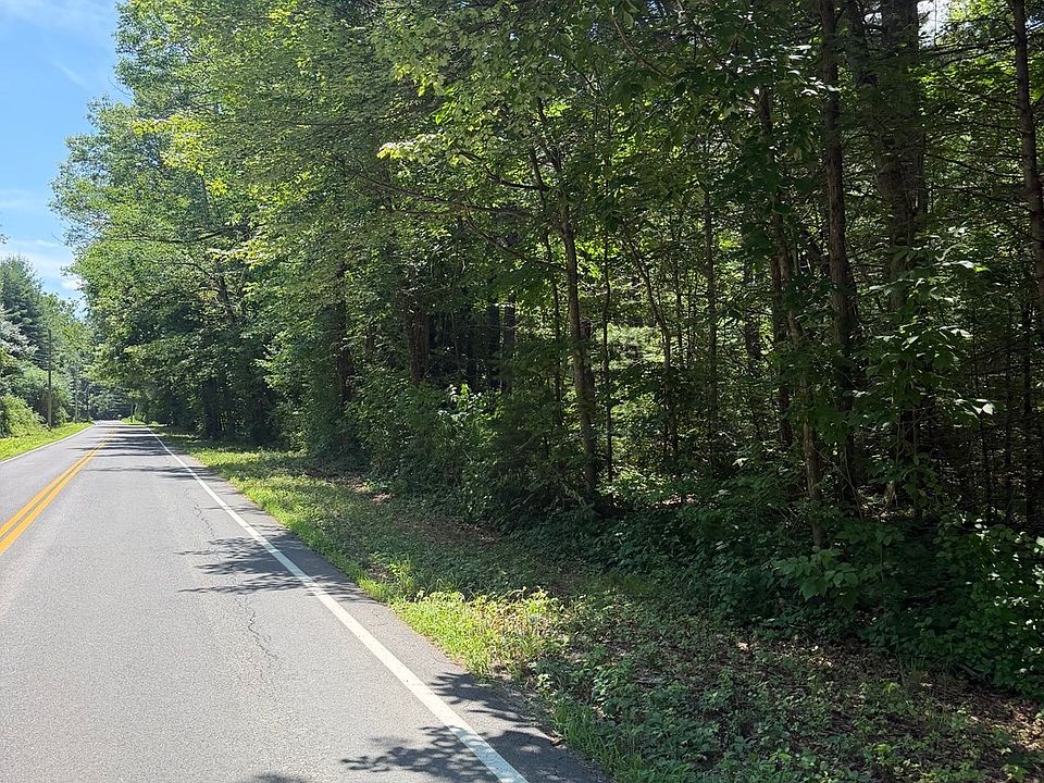 2nd image of 202 Brickyard Rd
