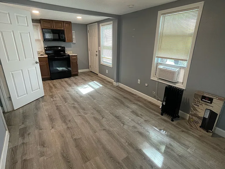 1020 Portage St #1-C — Photo 6