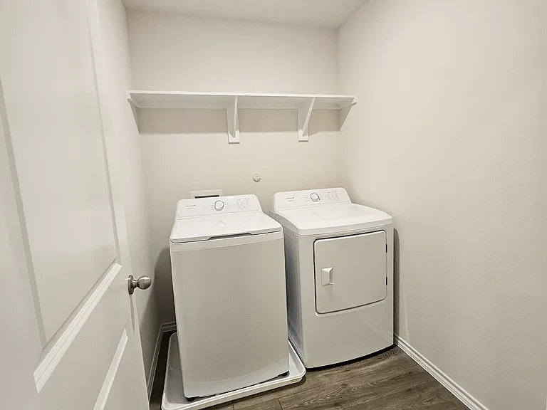 213 Arbor Dr — Photo 28