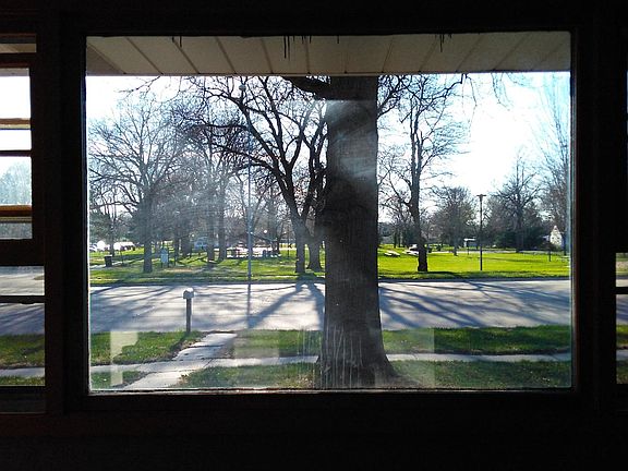 2nd image of 900 N 66th St