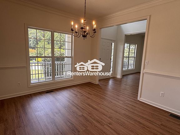 4th image of 841 Conner Glenn Dr