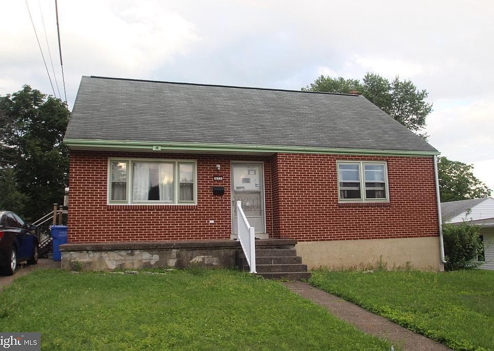 1st image of 625 Carbon Ave