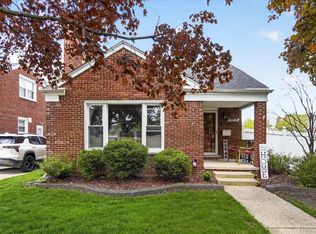 13212 Phelps St, Southgate, MI 48195