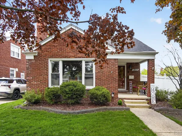 13212 Phelps St, Southgate, MI 48195
