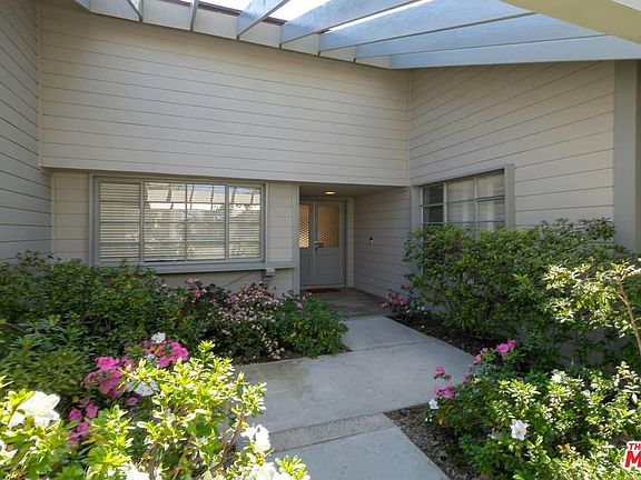 4th image of 2406 Pesquera Dr