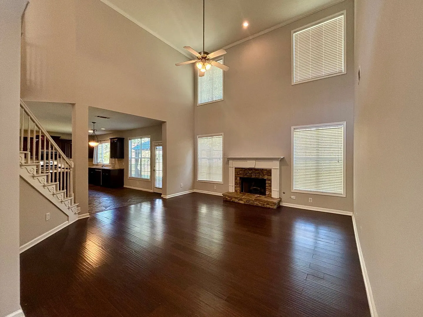 3252 Sandy Branch Ln — Photo 3