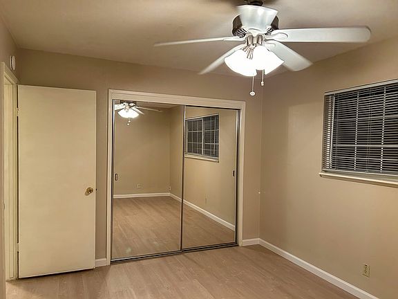 5th image of 935 Pomeroy Ave APT 14
