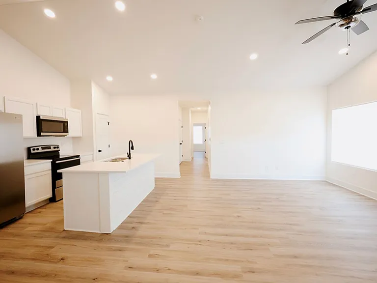 615 Briarbrook Ln — Photo 4