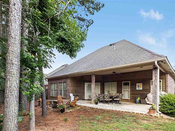 5th image of 781 Orleans Cir