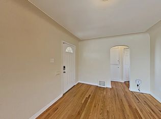 3699 Magnolia St #1009, Denver, CO 80207