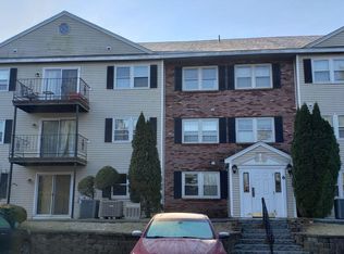 6 Heritage Village Dr APT 401, Nashua, NH 03062
