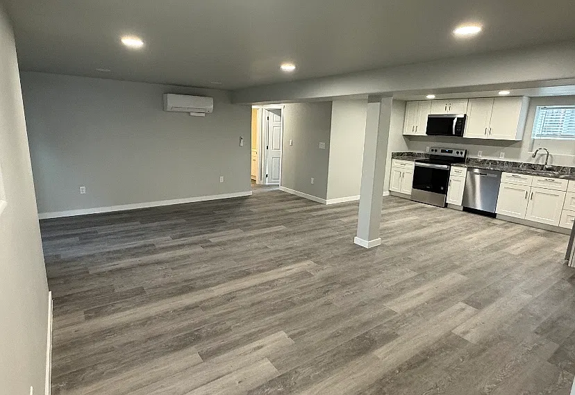 856 Colorado Ave #B