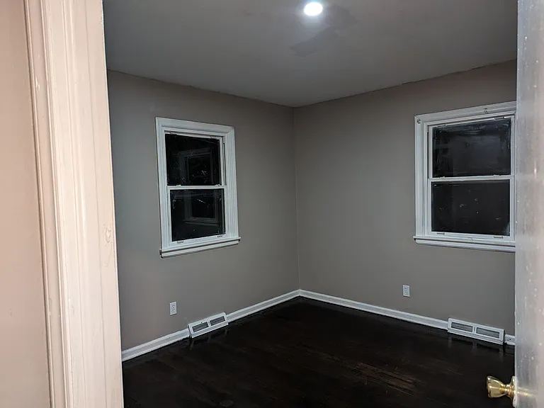 4300 Laurel Ave — Photo 5