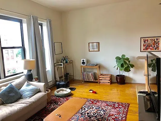 Rented by Brooklyn Bridge | media 21