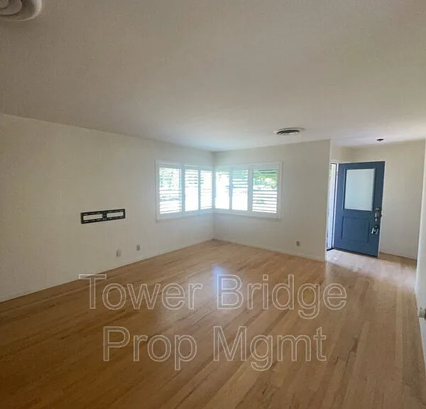 3751 El Ricon Way — Photo 5