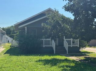 712 S Van Buren St, Hugoton, KS 67951
