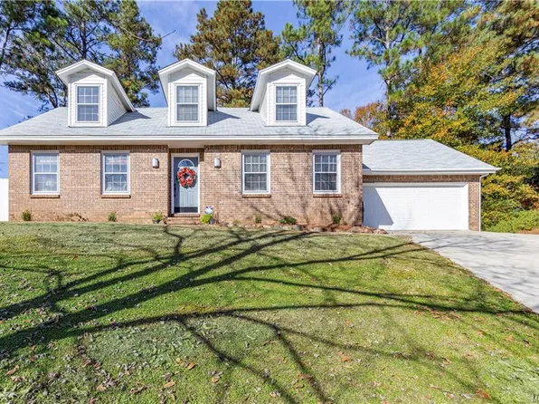 703 Waverly Ln, Prattville, AL 36067