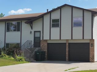 800 126th Ave NE, Blaine, MN 55434