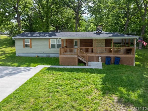 1604 S Aurora St, Eldon, MO 65026