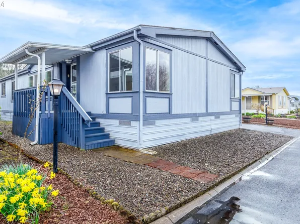 1200 E Central Ave Spc 42, Sutherlin, OR 97479