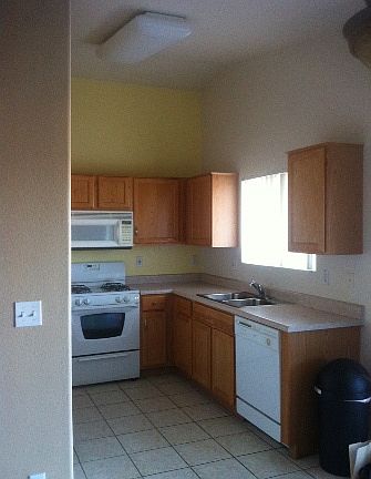 3rd image of 2668 N Splitwood Ave