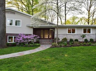 121 Buchanan Rd, Edison, NJ 08820