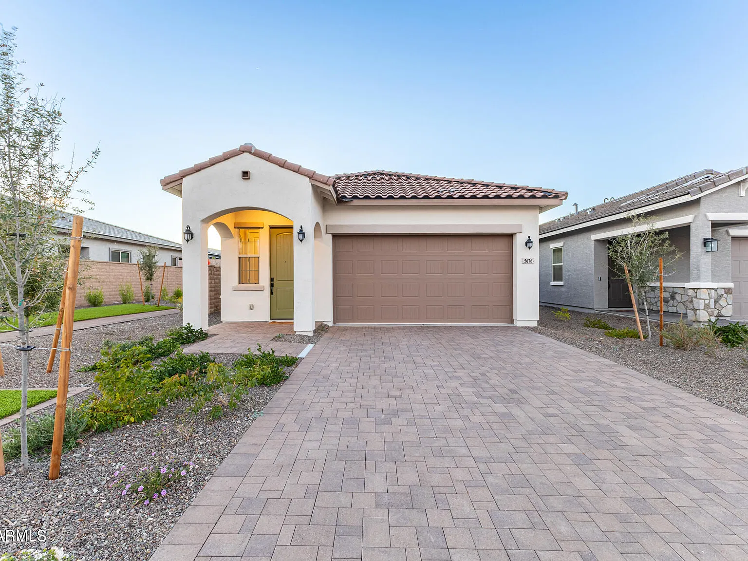 3 bed, 2.0 bath, 1148 sqft, $2,950 — Photo 2