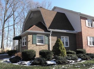 608 Carriage Dr, Beckley, WV 25801