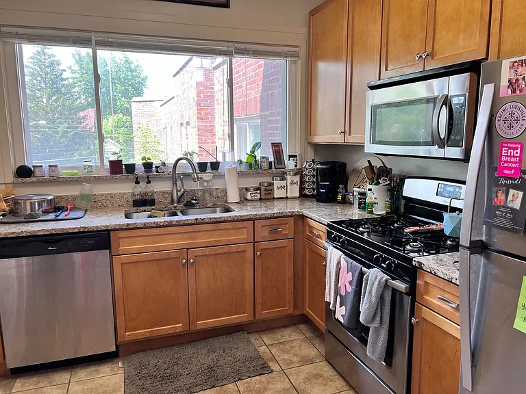 3578 Burch Ave — Photo 6