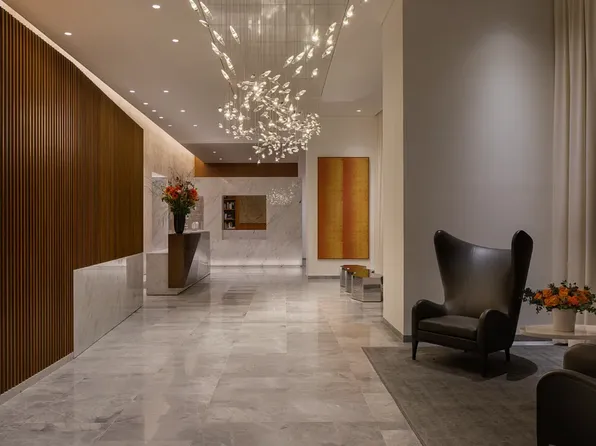 10 Riverside Boulevard image 16 of 31