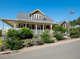 2449 SW Anemone Ave, Lincoln City, OR