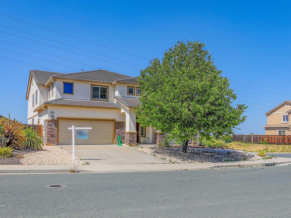 1st image of 4044 Barn Hollow Way