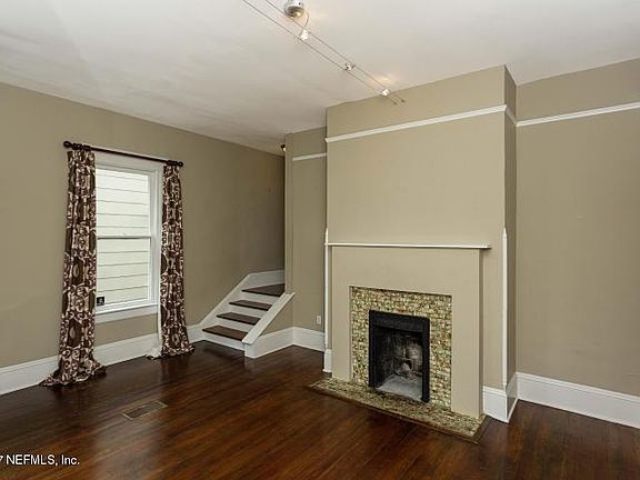 3rd image of 1520 Silver St
