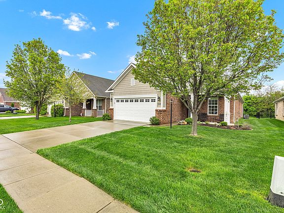 3rd image of 4809 Ozark Ln