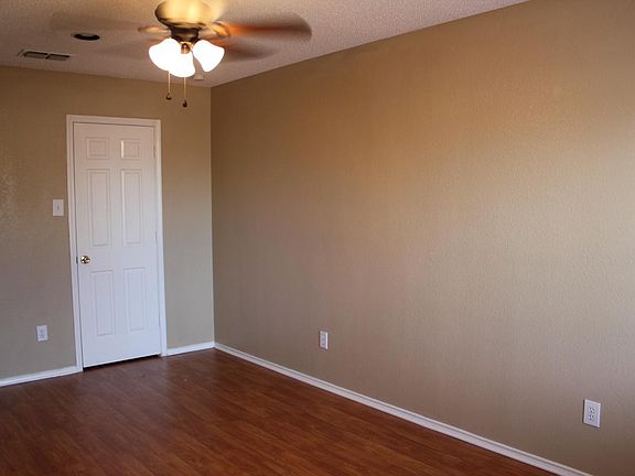 Upstairs Bedroom Left