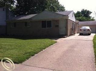 23054 Haynes St, Farmington Hills, MI 48336