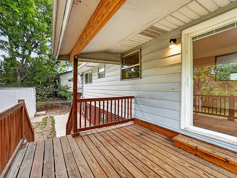 11509 Ogden St — Photo 37