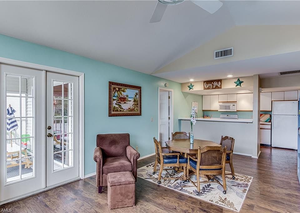 1st image of 4161 Ashcroft Ct Unit 221