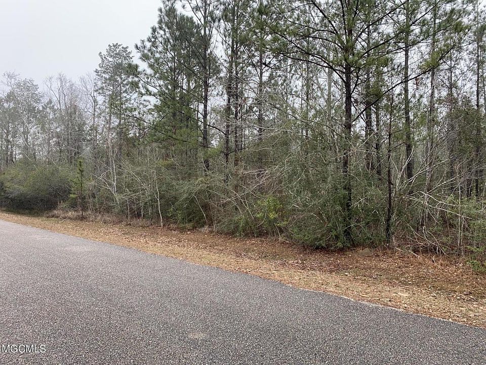 1st image of Heritage Dr