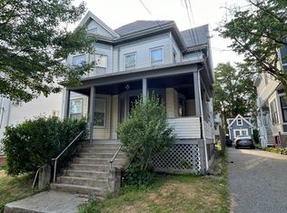 50 Dartmouth St #3, Somerville, MA 02145