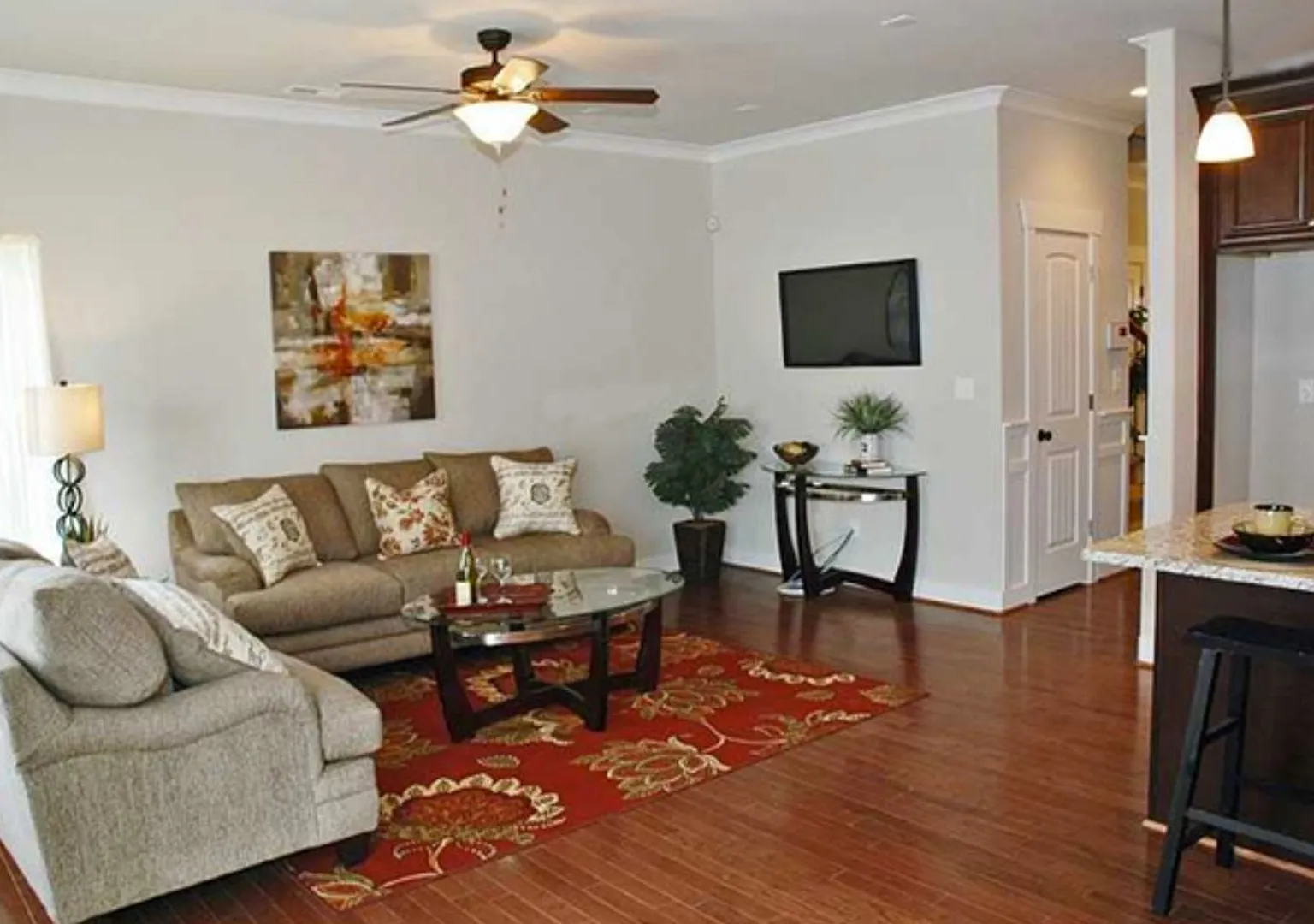 Detached Single Family Near Towne Center VB — Photo 3