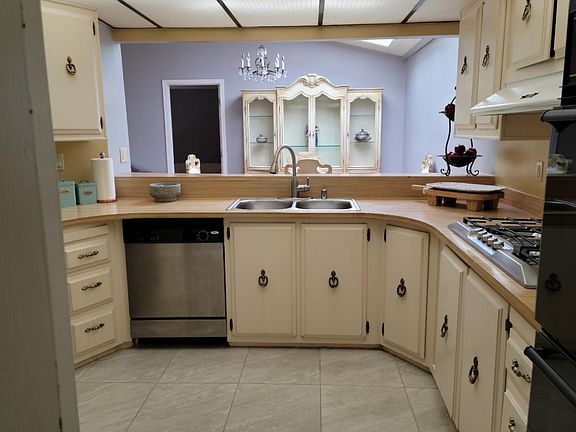 5th image of 375 S Mill Pond Dr #375
