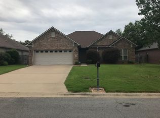 2640 Apple Blossom Ln, Conway, AR 72034