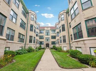 1428 W Lunt Ave #2N, Chicago, IL 60626