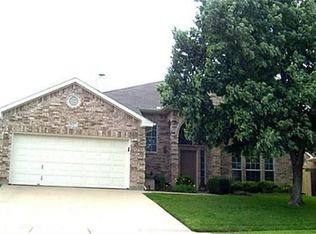 4457 Sharpsburg Dr, Grand Prairie, TX 75052