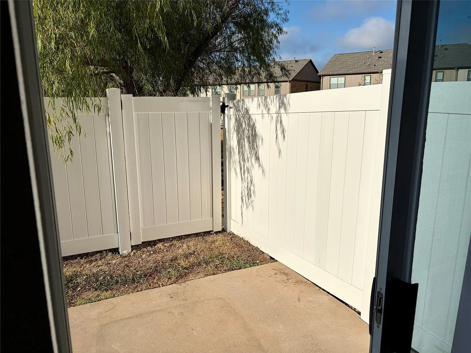 3 bed, 2.5 bath, 1552 sqft, $1,850 — Photo 4