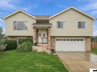 11030 N 136th Pl, Waverly, NE 68462