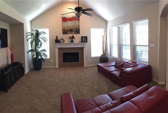 4th image of 2660 Powderhorn Dr