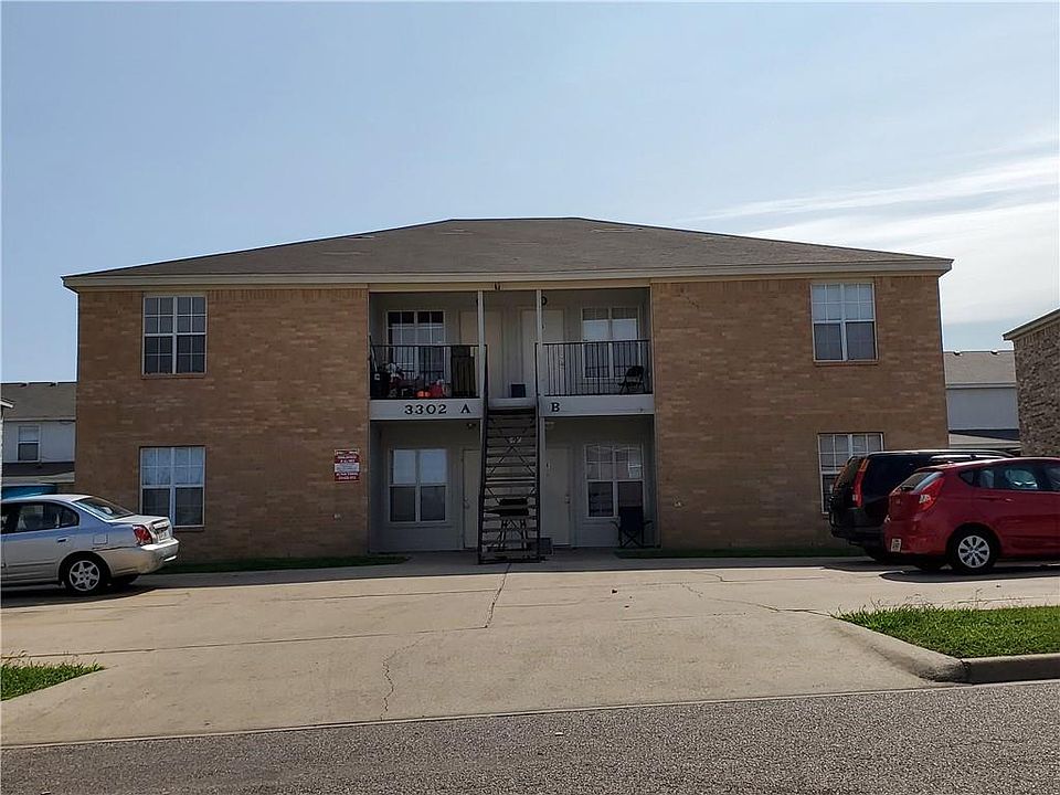 1st image of 3302 Barcelona Dr