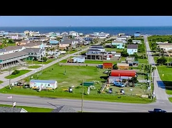 1012 Highway 87, Crystal Beach, TX 77650